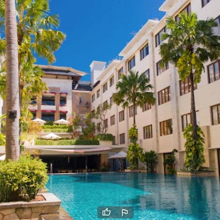 Stylish 2 Bedroom Penthouse Apt, Newly Refreshed, 50 Mbps, Pool, Gym, Resto كوتا المظهر الخارجي الصورة