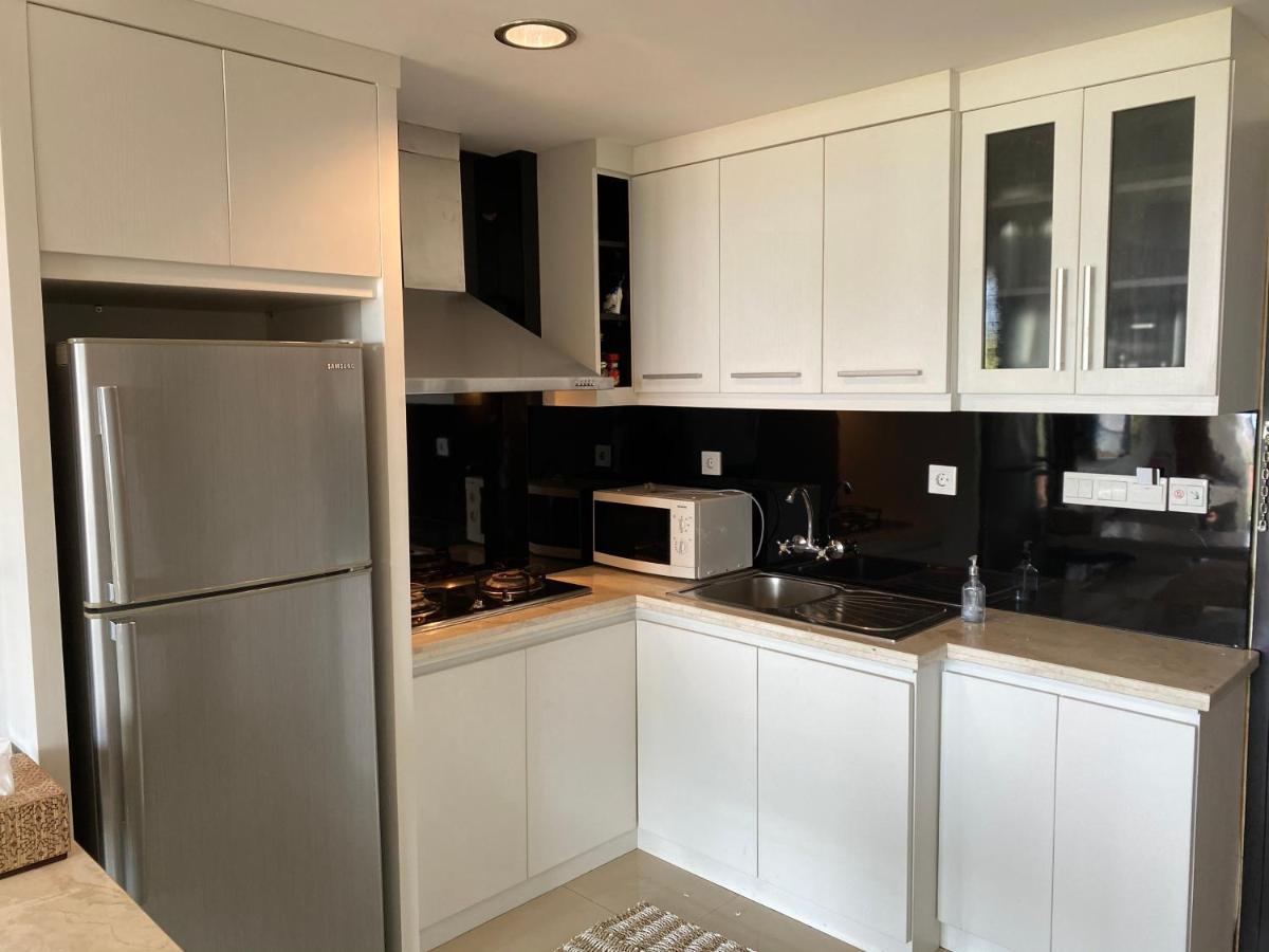 Stylish 2 Bedroom Penthouse Apt, Newly Refreshed, 50 Mbps, Pool, Gym, Resto كوتا المظهر الخارجي الصورة