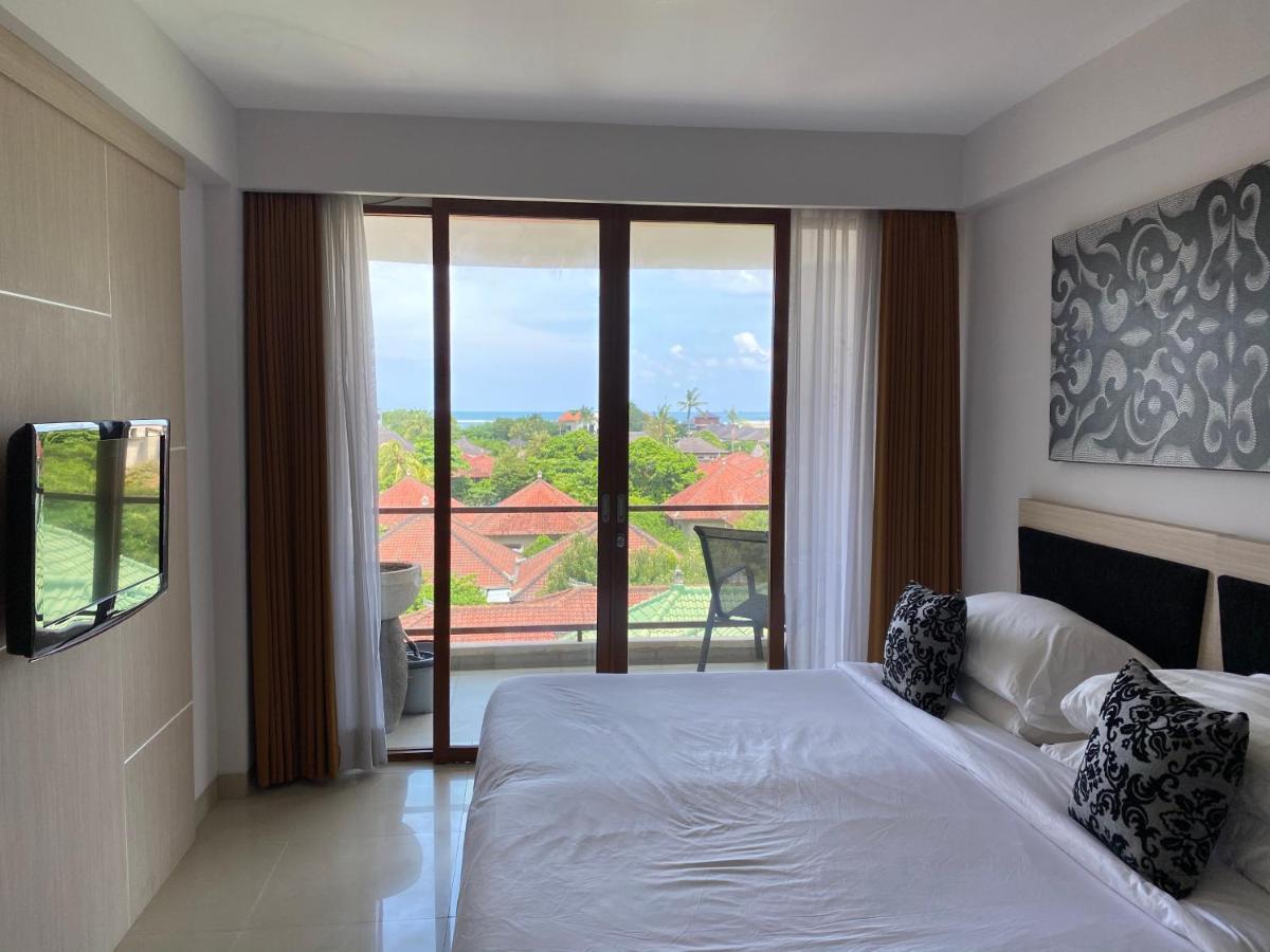 Stylish 2 Bedroom Penthouse Apt, Newly Refreshed, 50 Mbps, Pool, Gym, Resto كوتا المظهر الخارجي الصورة