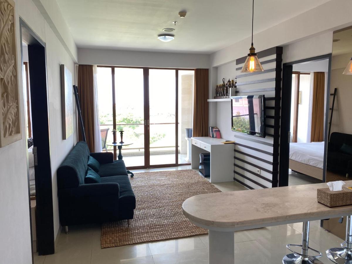 Stylish 2 Bedroom Penthouse Apt, Newly Refreshed, 50 Mbps, Pool, Gym, Resto كوتا المظهر الخارجي الصورة