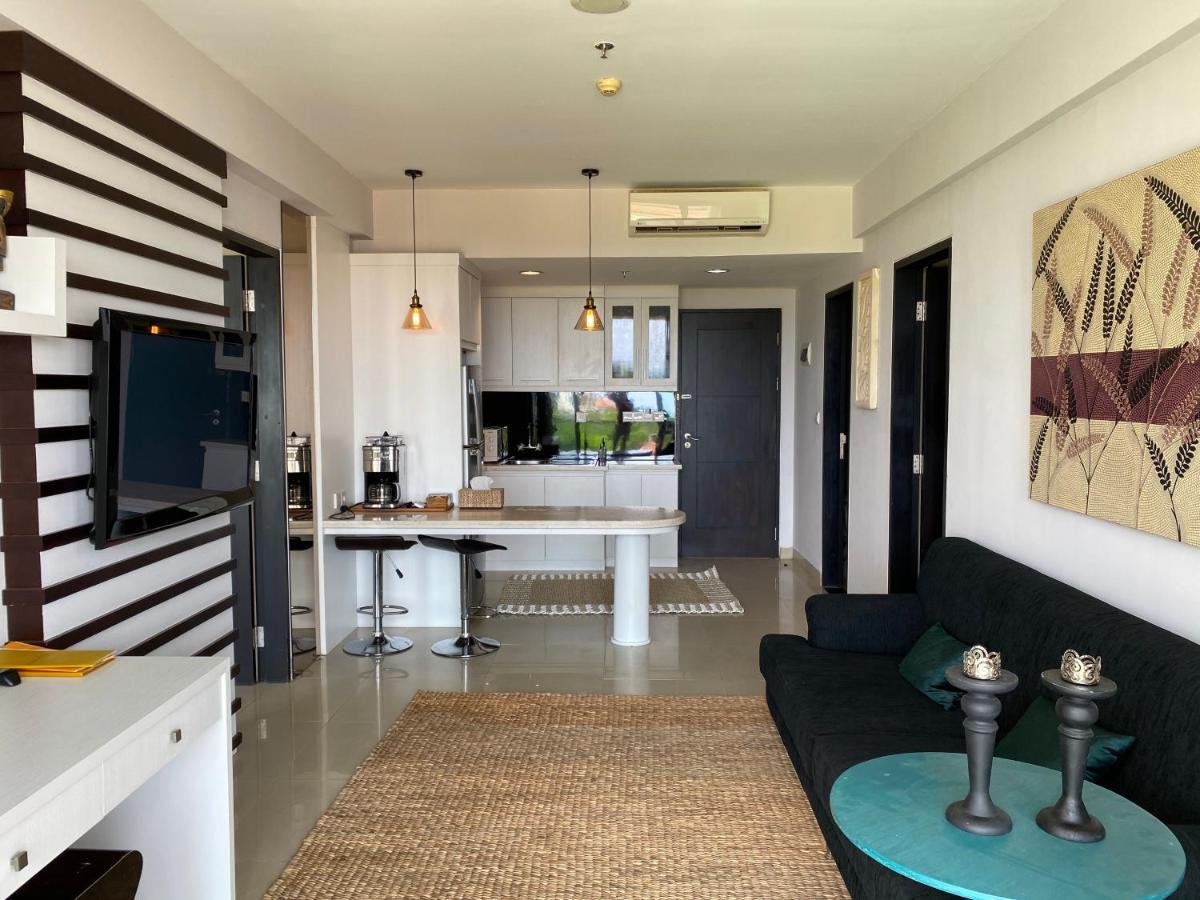Stylish 2 Bedroom Penthouse Apt, Newly Refreshed, 50 Mbps, Pool, Gym, Resto كوتا المظهر الخارجي الصورة